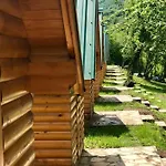 营地 Rafting Tara Camp Highlander *