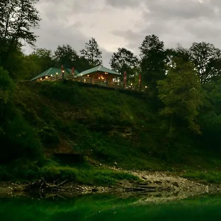 Rafting Tara Camp Highlander Bastasi