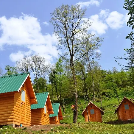 Rafting Tara Camp Highlander *