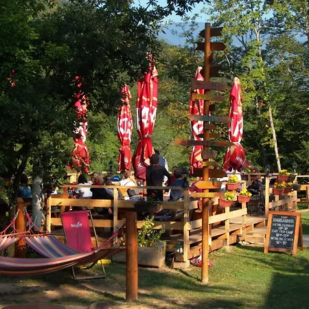 אתר קמפינג Rafting Tara Camp Highlander