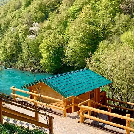 אתר קמפינג Rafting Tara Camp Highlander *